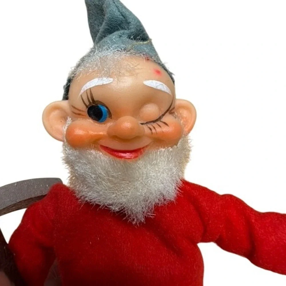 N/A whimsical elf
